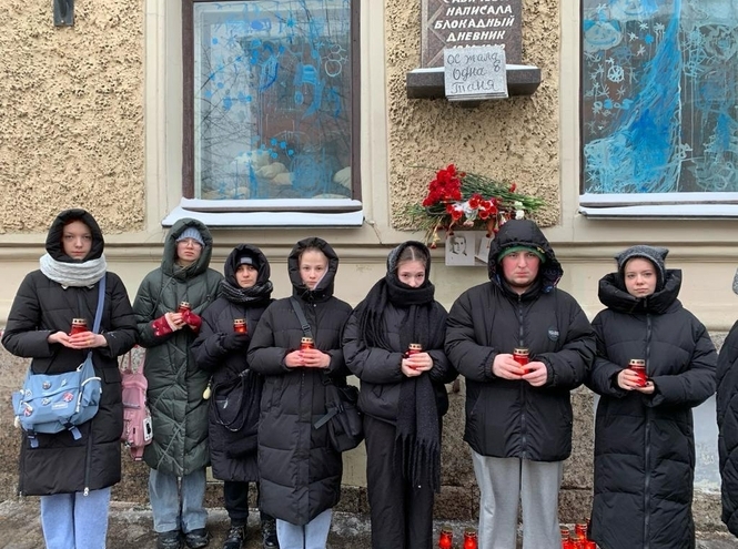 Студенты СПбКТ на мероприятиях, посвященных Дню прорыва блокады Ленинграда