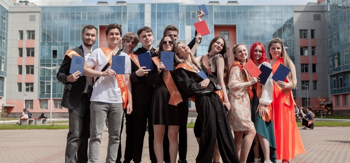 В СПбГУТ пройдут церемонии вручения дипломов выпускникам (график)