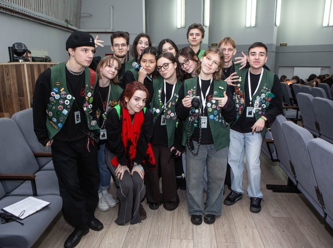 Сто студентов СПбГУТ стали участниками Школы актива