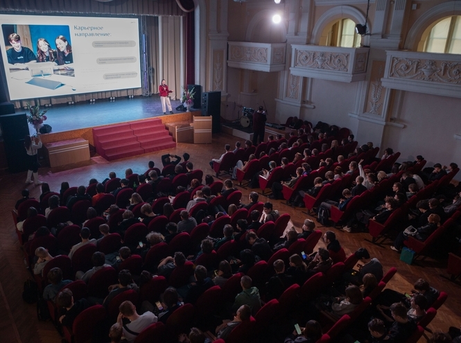 СПбКТ стал площадкой для профориентации в рамках чемпионата «Профессионалы»