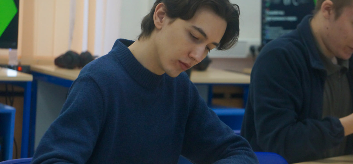 Стартовала четвертая неделя чемпионата "Профессионалы"