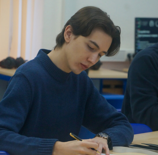 Стартовала четвертая неделя чемпионата "Профессионалы"