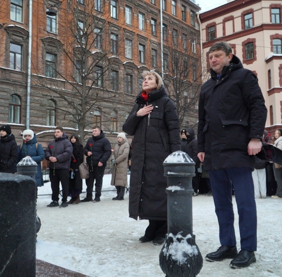 Студенты СПбКТ почтили память А. С. Пушкина в 189-ю годовщину смерти поэта