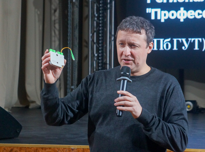 В СПбКТ «Ростелеком» провел профориентационную встречу для студентов и школьников