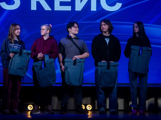 В зимней школе студенты СПбКТ решали кейсы АО «ЭР-Телеком Холдинг»