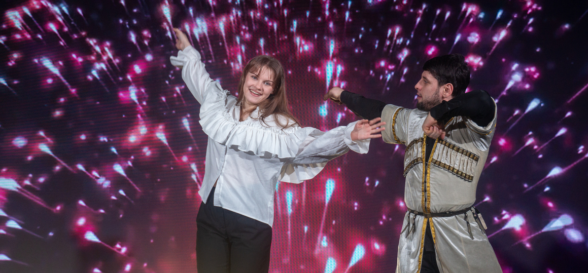 В колледже университета отметили 8 марта