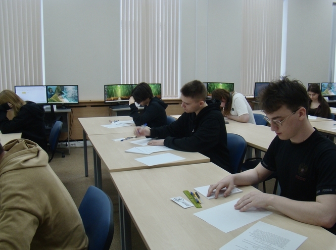 Студент СПбКТ — лауреат региональной олимпиады «Математика без границ»